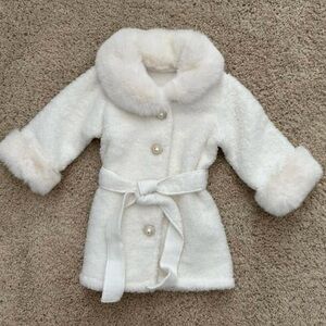 EUC Baby Peacoat size 12m
Brand unknown cut out the tag